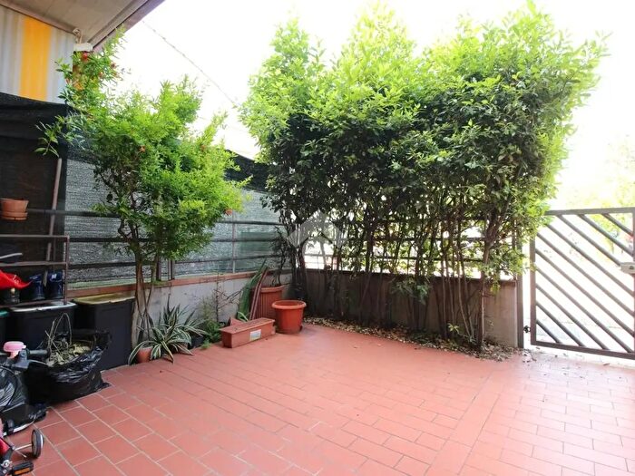 Appartamento trilocale in vendita in Via Domenico Cimarosa, Prato