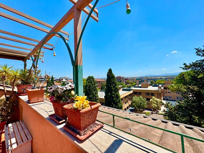 Casa bilocale in affitto in Via Domenico Lupatelli, Villa Bonelli, Roma