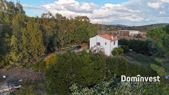 Casa con 5 locali in vendita in Strada della Ficona, Capalbio