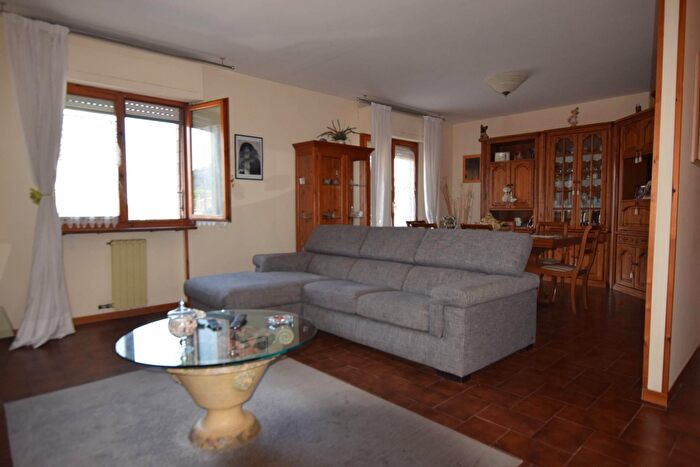 Appartamento con 5 locali in vendita in Staggia Senese, Poggibonsi