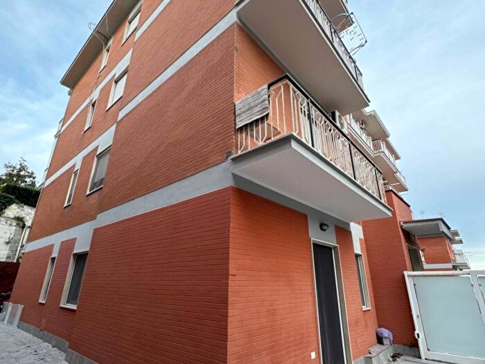 Appartamento quadrilocale in affitto in Via Europa, Gaeta
