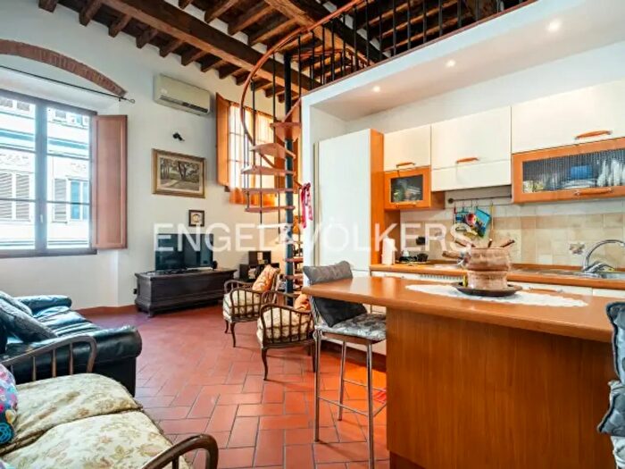 Appartamento bilocale in vendita in Via Camillo Benso di Cavour, Firenze