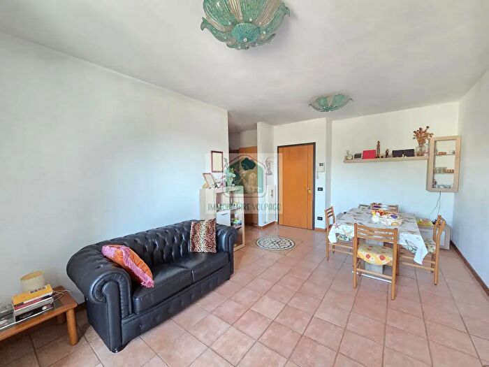 Appartamento trilocale in vendita in Volpago del Montello, Volpago Del Montello