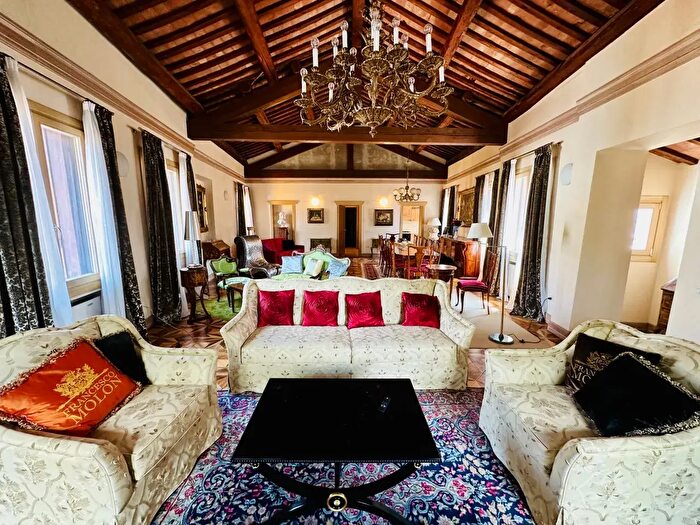 Appartamento trilocale in vendita in Corso Antonio Fogazzaro, Vicenza