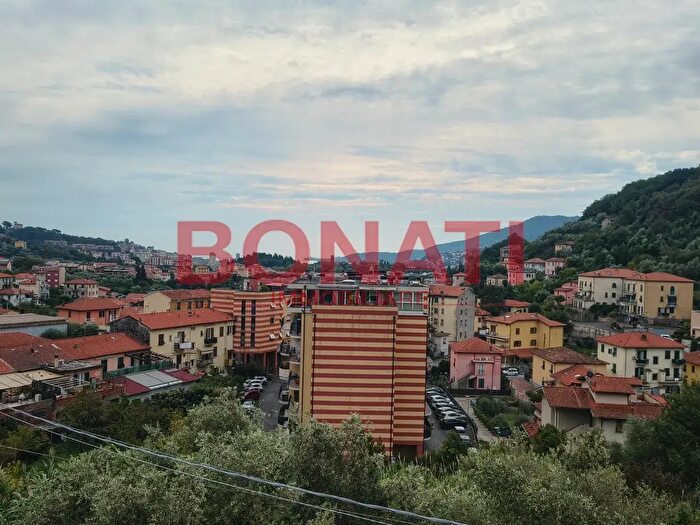 Appartamento trilocale in vendita in La Spezia