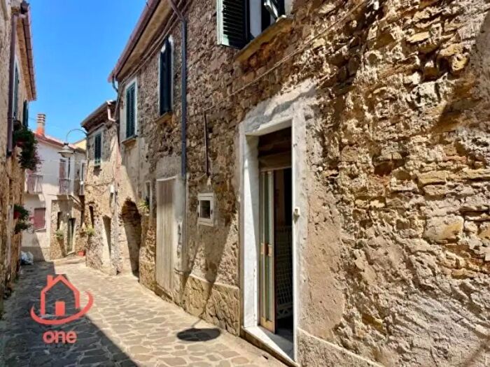 Appartamento quadrilocale in vendita in Via Altomare, Perdifumo