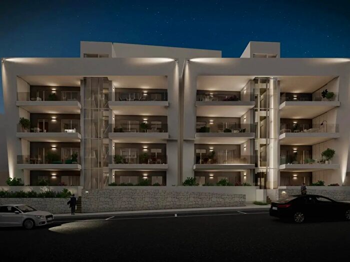 Appartamento quadrilocale in vendita in Via Mottola, Martina Franca