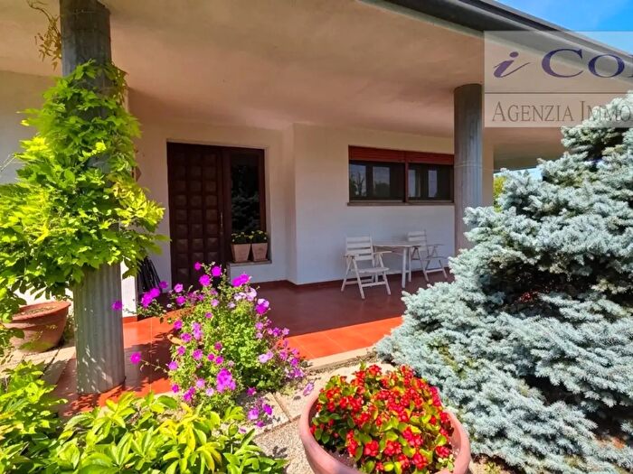 Casa quadrilocale in vendita in Via Ugo Foscolo, Abano Terme