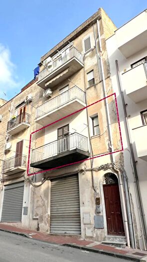 Appartamento quadrilocale in vendita in Via Cronio Sciacca, Sciacca