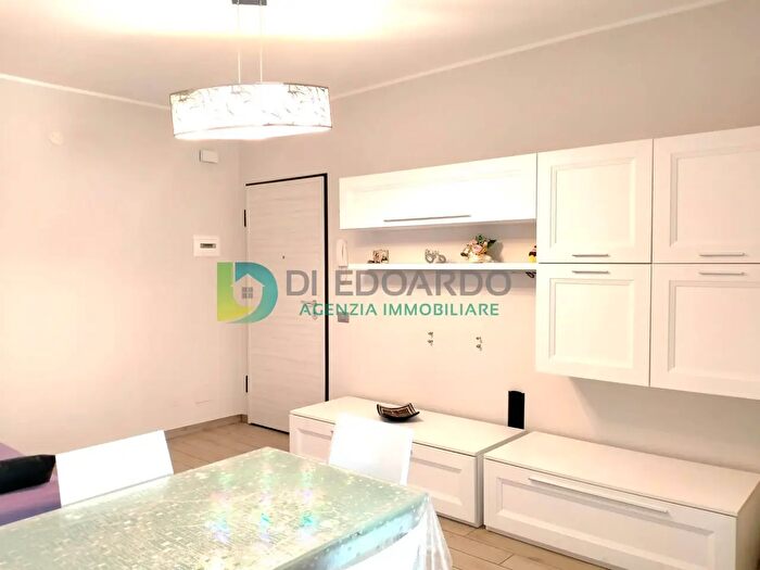 Appartamento trilocale in vendita in Via Baracca, Martinsicuro