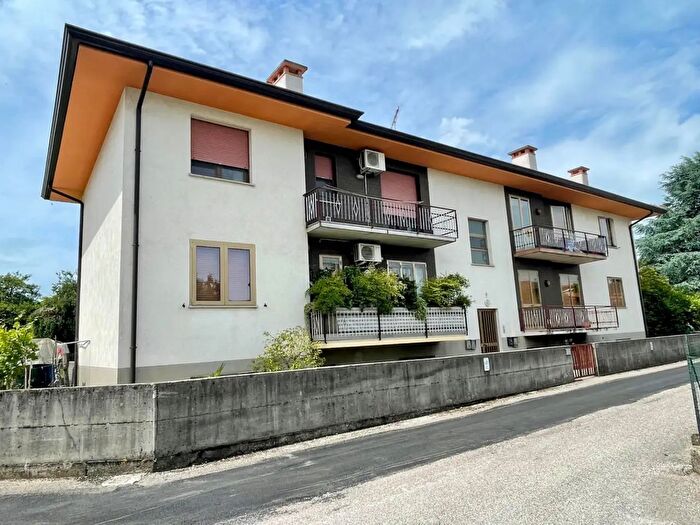 Appartamento con 5 locali in vendita in Via Soreville, Campoformido