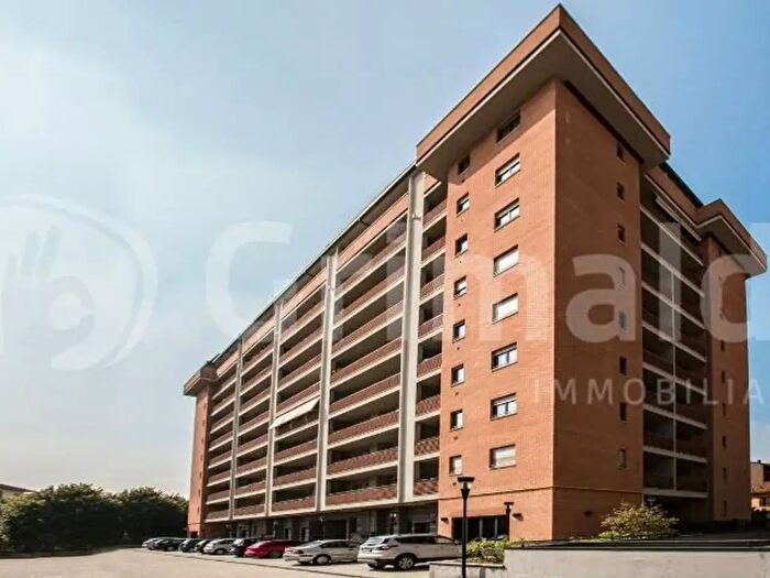 Appartamento quadrilocale in vendita in Via Mazzini, Sesto San Giovanni