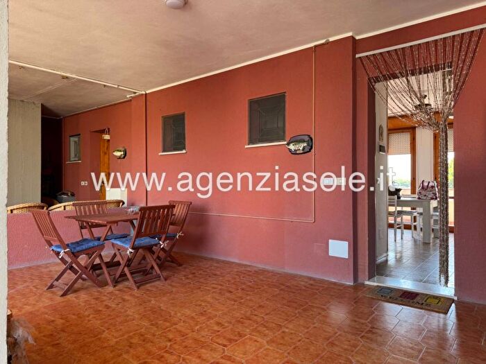 Appartamento trilocale in affitto in Viale Inghilterra, Lido delle Nazioni, Comacchio