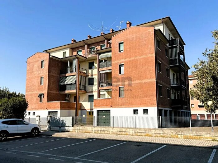 Appartamento trilocale in vendita in Via Alcide De Gasperi, Castelfranco Emilia