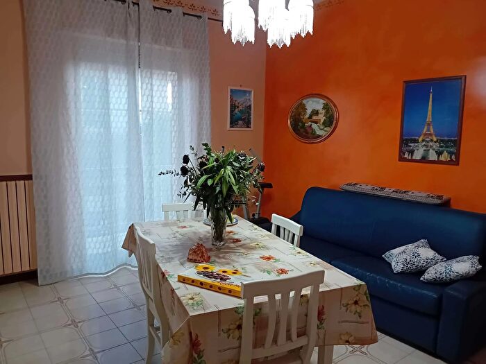 Casa trilocale in vendita in Via della Resistenza, Noicattaro