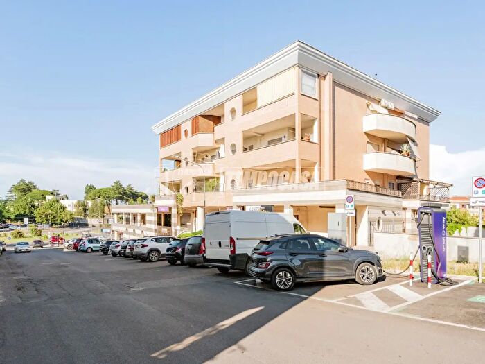 Appartamento trilocale in vendita in Bracciano