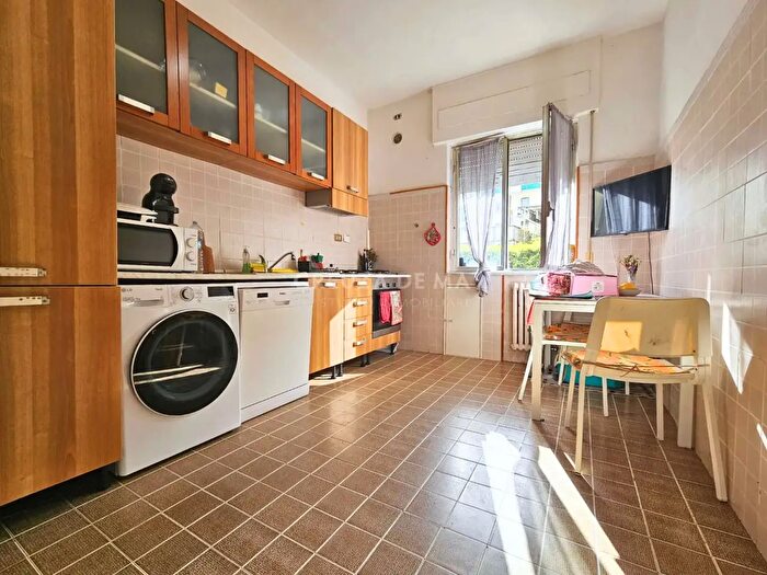 Appartamento bilocale in vendita in Via Amatore Sciesa, Rapallo