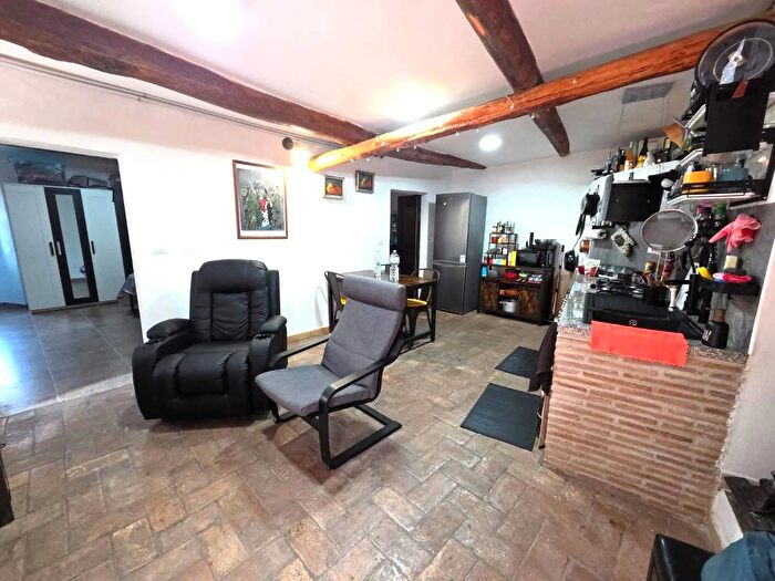 Appartamento trilocale in vendita in Via SantEgidio, Caprarola