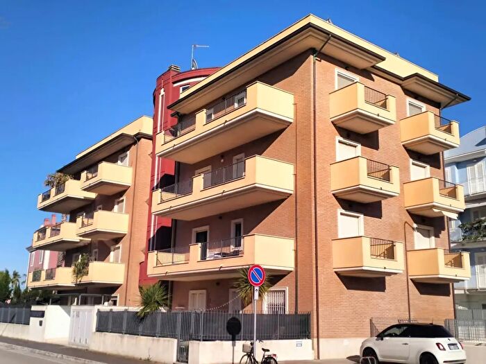 Appartamento bilocale in affitto in Via Bambini di Beslan, Grottammare