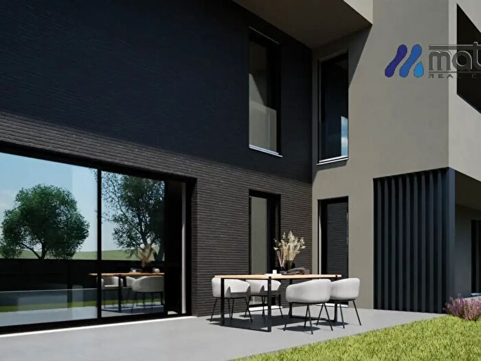 Appartamento con 7 locali in vendita in Via SantAntonio, Teolo