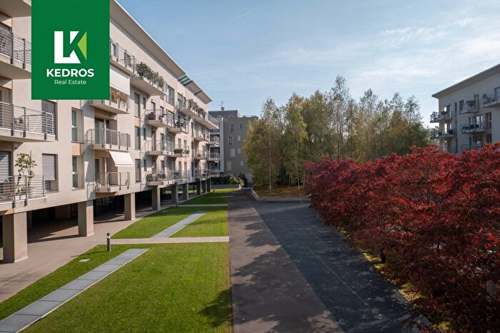 Appartamento quadrilocale in vendita in Via Borghi, Varese