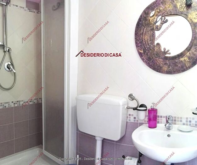 Casa quadrilocale in vendita in Campofelice Di Roccella