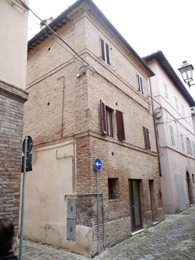 Appartamento trilocale in vendita in San Severino Marche