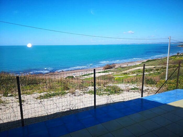 Casa con 7 locali in affitto in Sciacca, Sciacca