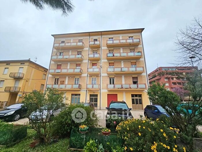 Appartamento con 5 locali in vendita in BastiaUmbra, Bastia Umbra