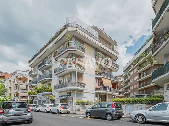 Appartamento bilocale in vendita in Via Jacopone da Todi, Roma