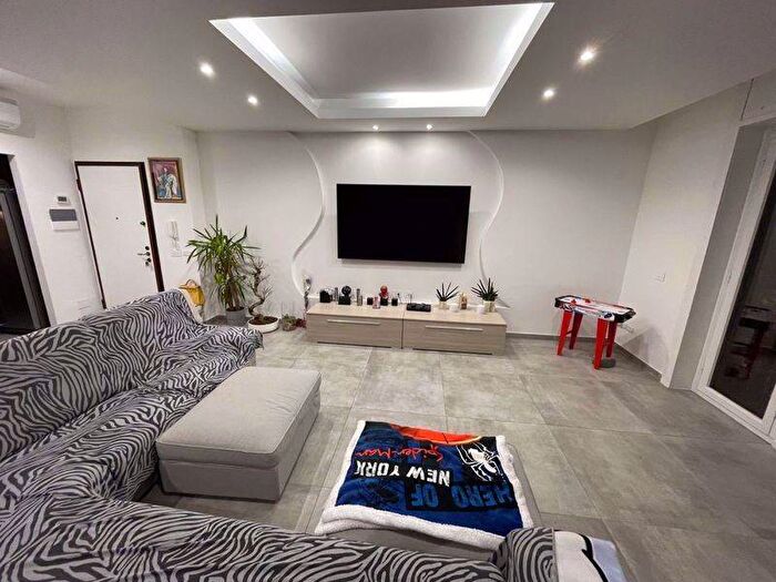 Appartamento trilocale in affitto in Via Lazio, Fizzonasco, Pieve Emanuele