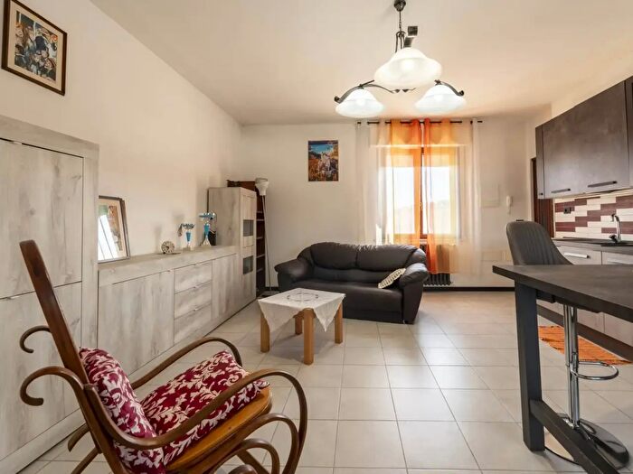 Appartamento con 6 locali in vendita in Poggibonsi