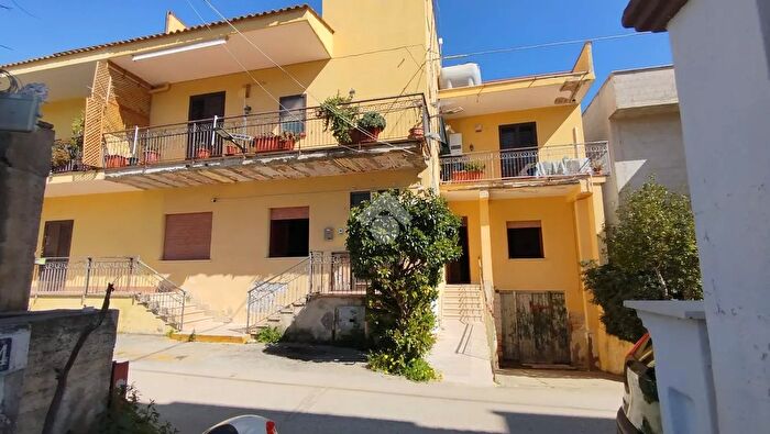 Appartamento quadrilocale in vendita in Via De Fonseca Pimentel, Palermo