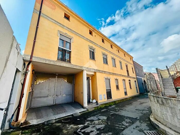 Appartamento trilocale in vendita in Via Cernaia, Selargius