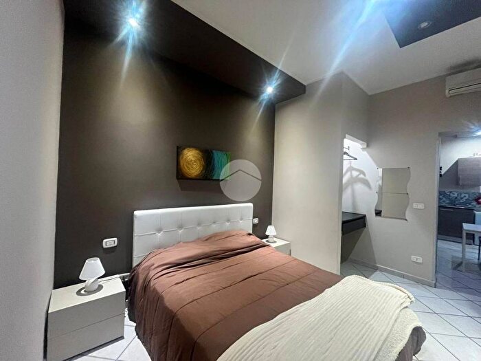 Appartamento bilocale in affitto in piazza rivoluzione, Kalsa, Palermo