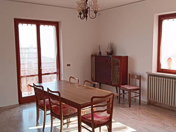 Appartamento con 5 locali in affitto in Via Salita Cornale, Centro, Bosco Chiesanuova
