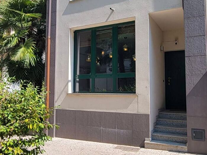 Casa trilocale in affitto in Via Gian Antonio Boltraffio, Farini, Milano