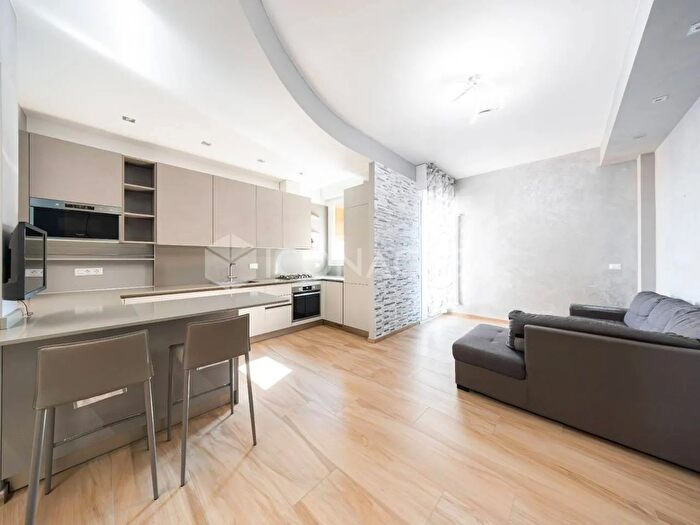 Appartamento bilocale in vendita in Via Angelo Ruffini, Bologna