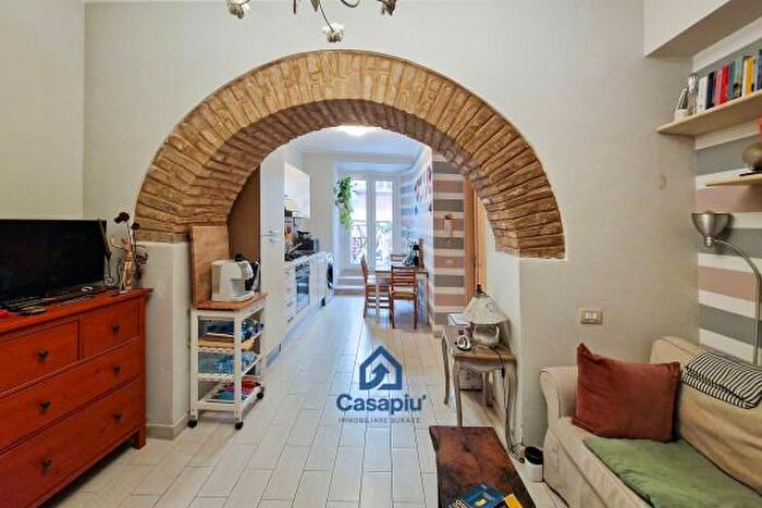 Appartamento bilocale in vendita in Via Mugellini, Potenza Picena