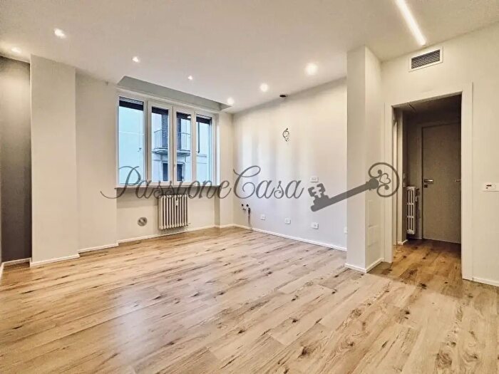 Appartamento trilocale in vendita in Via Nazario Sauro, Vigevano