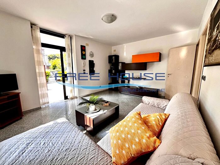 Appartamento con 7 locali in vendita in Viale dei Mille, Cervia