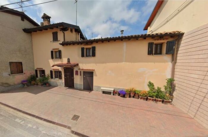 Casa trilocale in vendita in Via Sinistra Guerro a, Castelvetro Di Modena