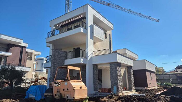 Casa con 5 locali in vendita in Via del Torraccio, Roma