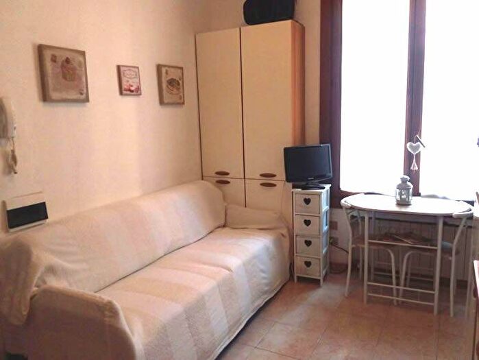 Appartamento bilocale in affitto in Via Gian Giacomo Mora, Carrobbio, Milano