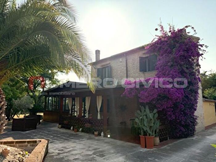 Casa quadrilocale in vendita in Contrada Santa Cecilia, Foggia