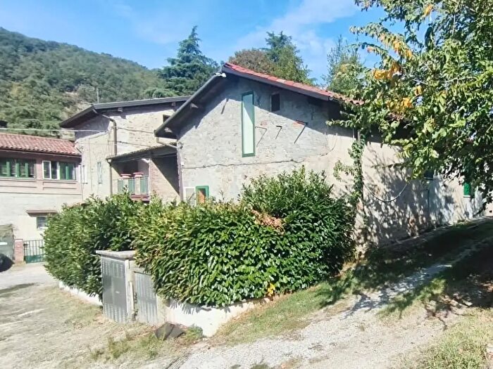 Casa quadrilocale in vendita in Monterenzio