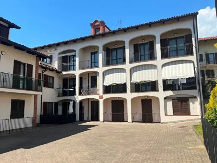 Appartamento trilocale in vendita in Via Guglielmo Marconi, Bollengo