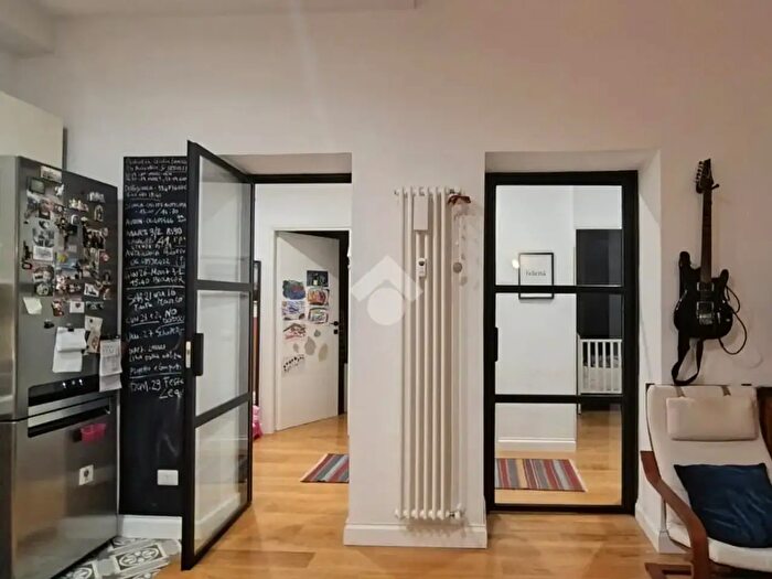 Appartamento trilocale in vendita in Via dei Monti Sibillini, Roma