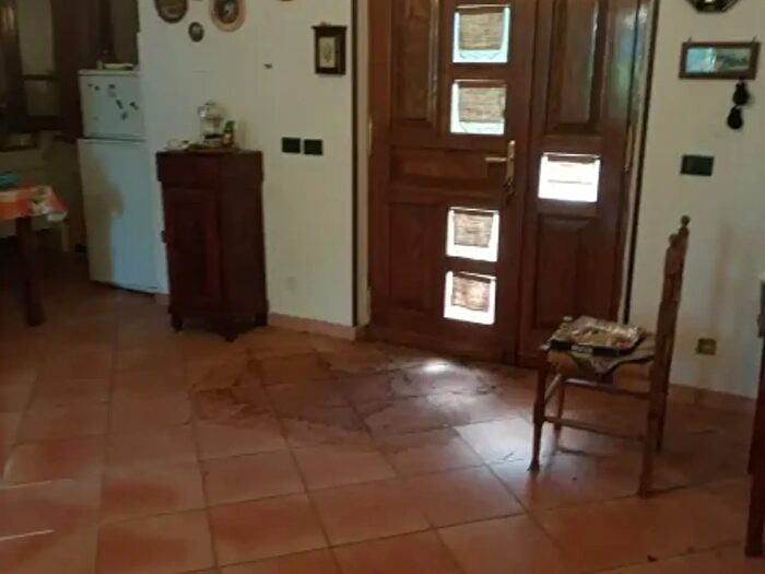 Casa con 5 locali in vendita in Piegaro
