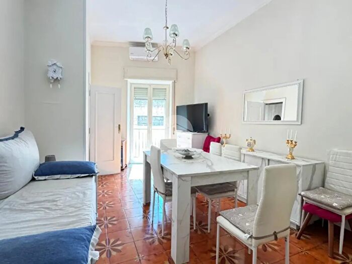 Appartamento bilocale in affitto in Via Filippo Maria Briganti, Napoli